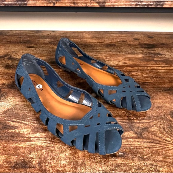 Arizona Jeans Co Jaiden Navy Blue Cut Out Slip on Open Toe Sandals Women's 6.5 - Picture 1 of 12